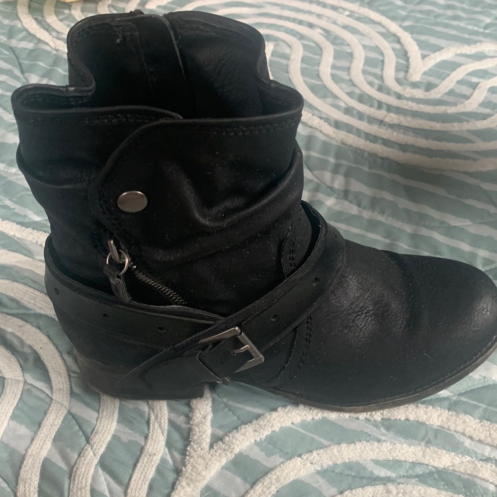 Black Boots